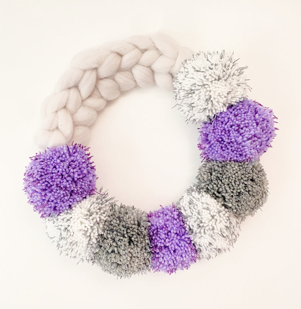 Large Natural Wreath with Glitter Pom Pom's